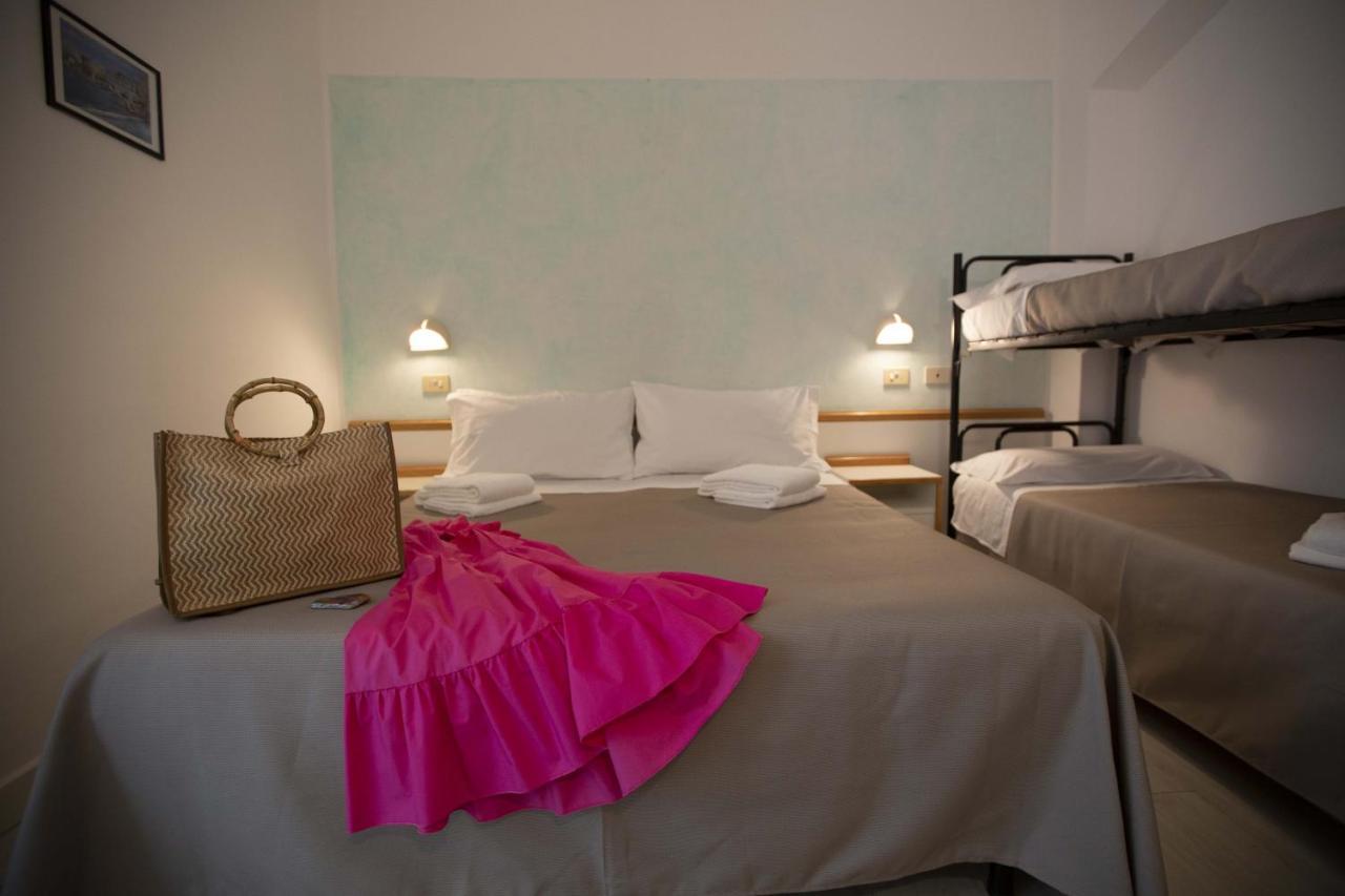 Hotel Eden B&B Cattolica Extérieur photo