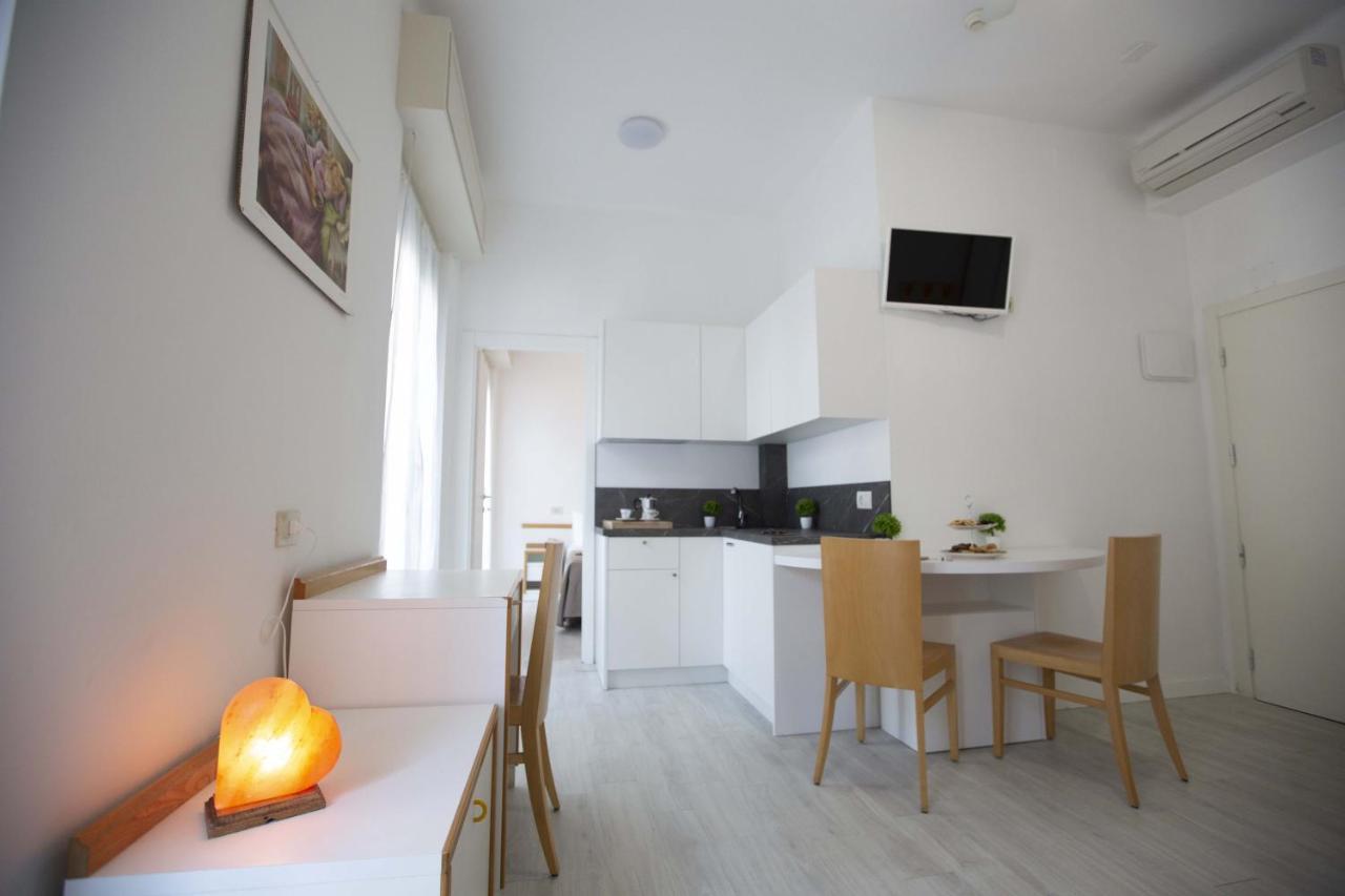 Hotel Eden B&B Cattolica Extérieur photo