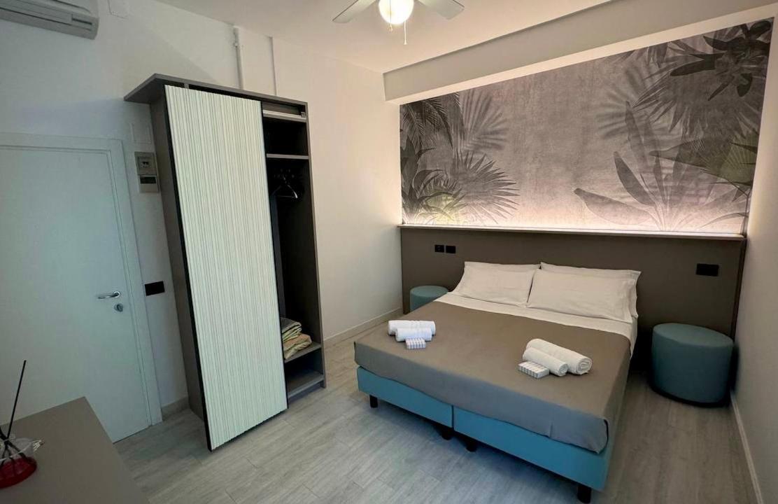 Hotel Eden B&B Cattolica Extérieur photo